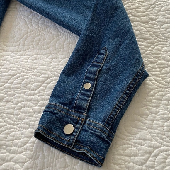 H&M Divided Blue Denim Jean Shacket with Gray Hood Size 2 - Picture 8 of 12